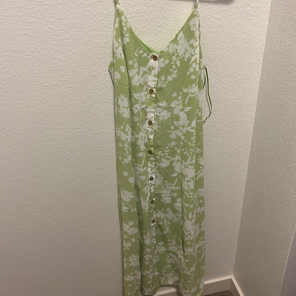 Medium, green maxi dress